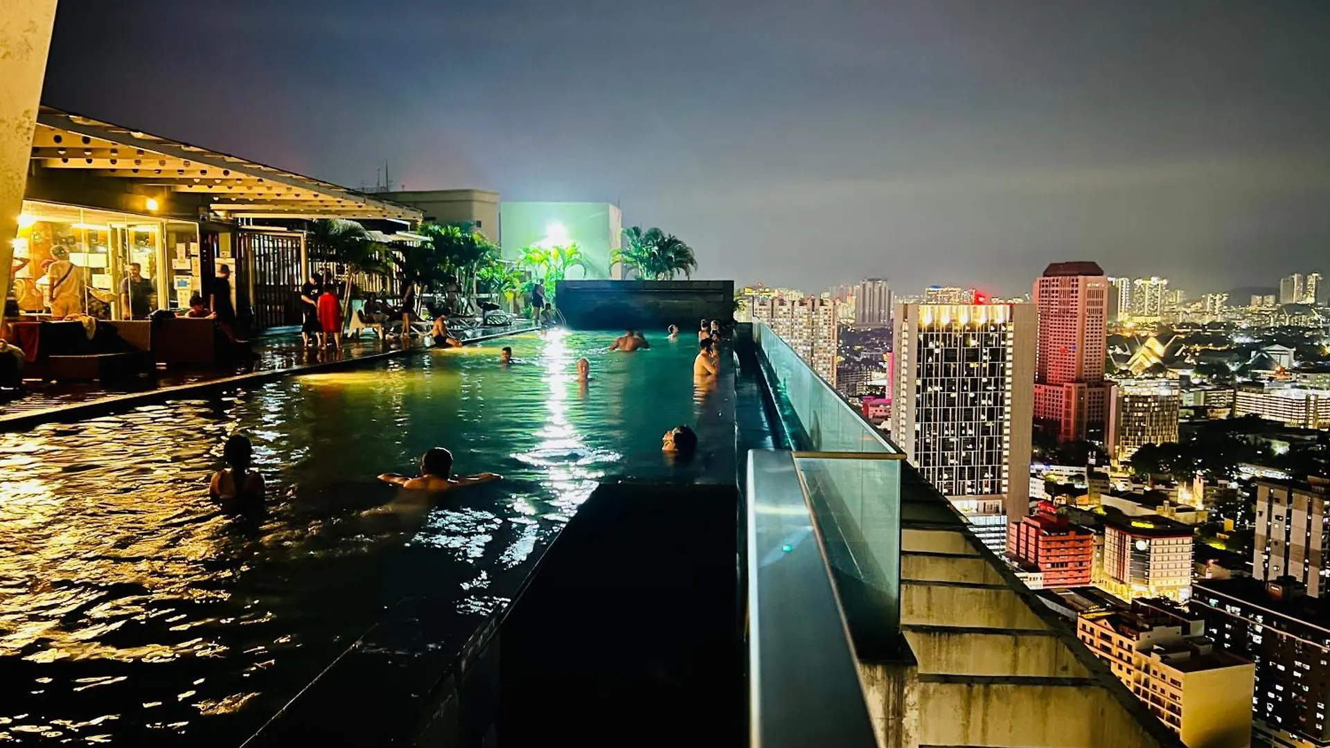 公寓 Enjoy Your Stay Regalia View Klcc 吉隆坡