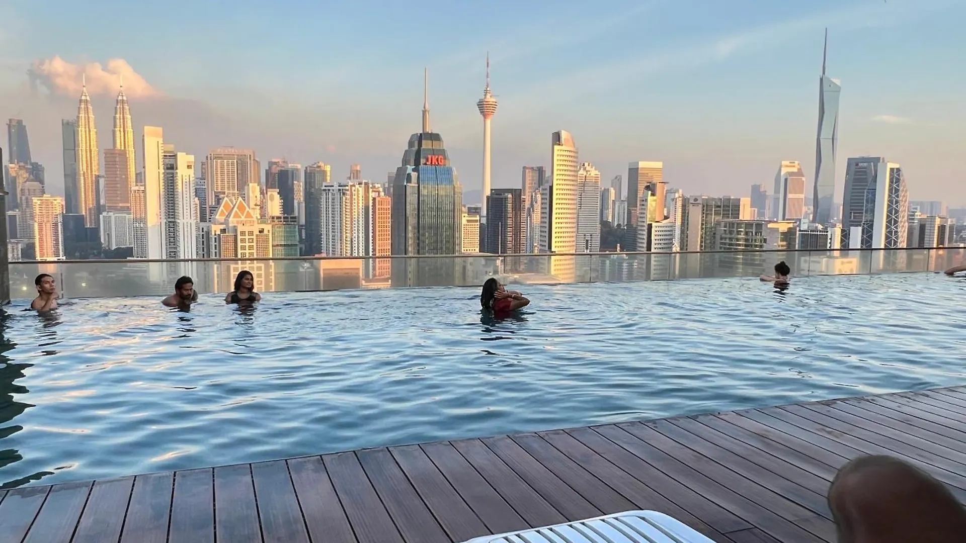 公寓 Enjoy Your Stay Regalia View Klcc 吉隆坡