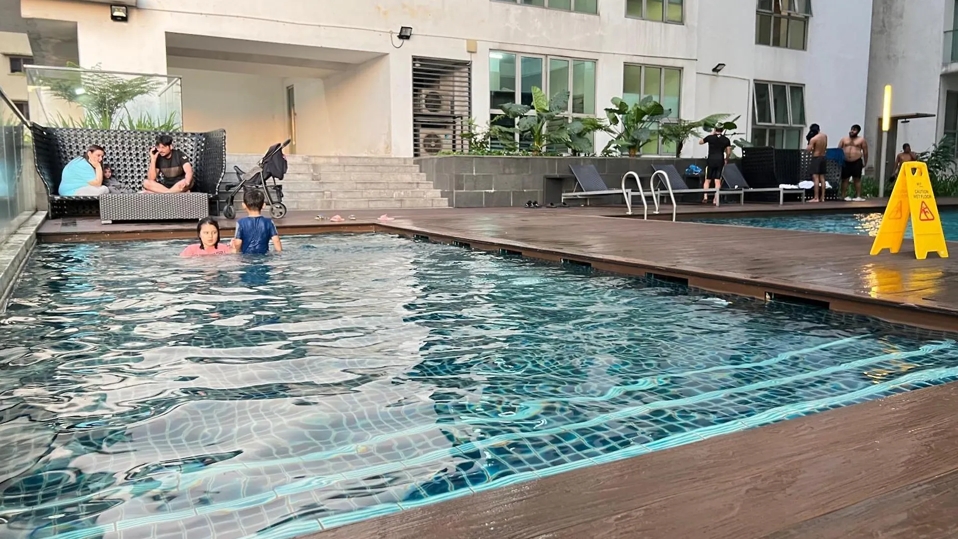 公寓 Enjoy Your Stay Regalia View Klcc 吉隆坡 马来西亚